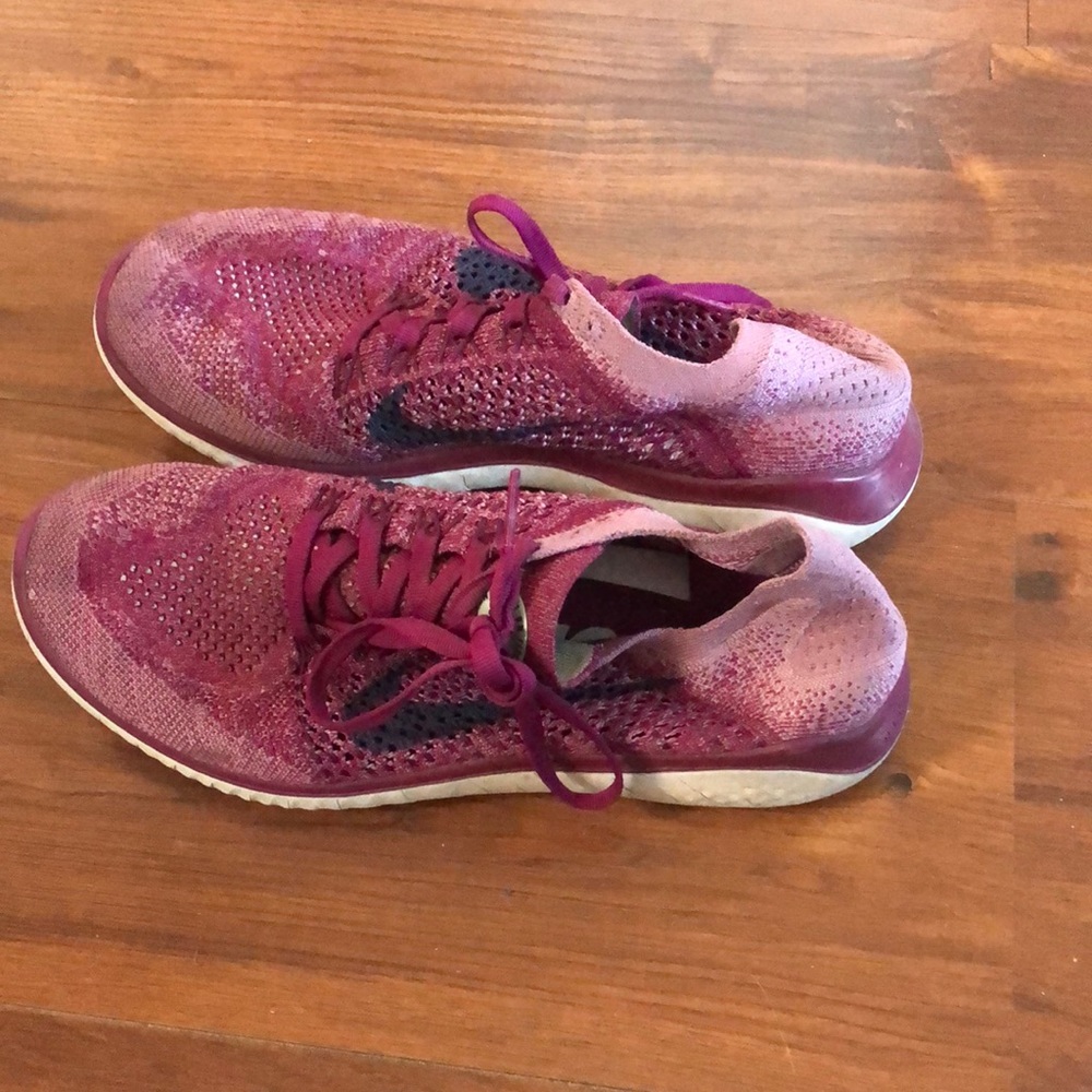 Nike free run - womens size 10 - pink